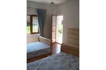 Bulgaaria Chata Veliki Preslav, Eksterjöör